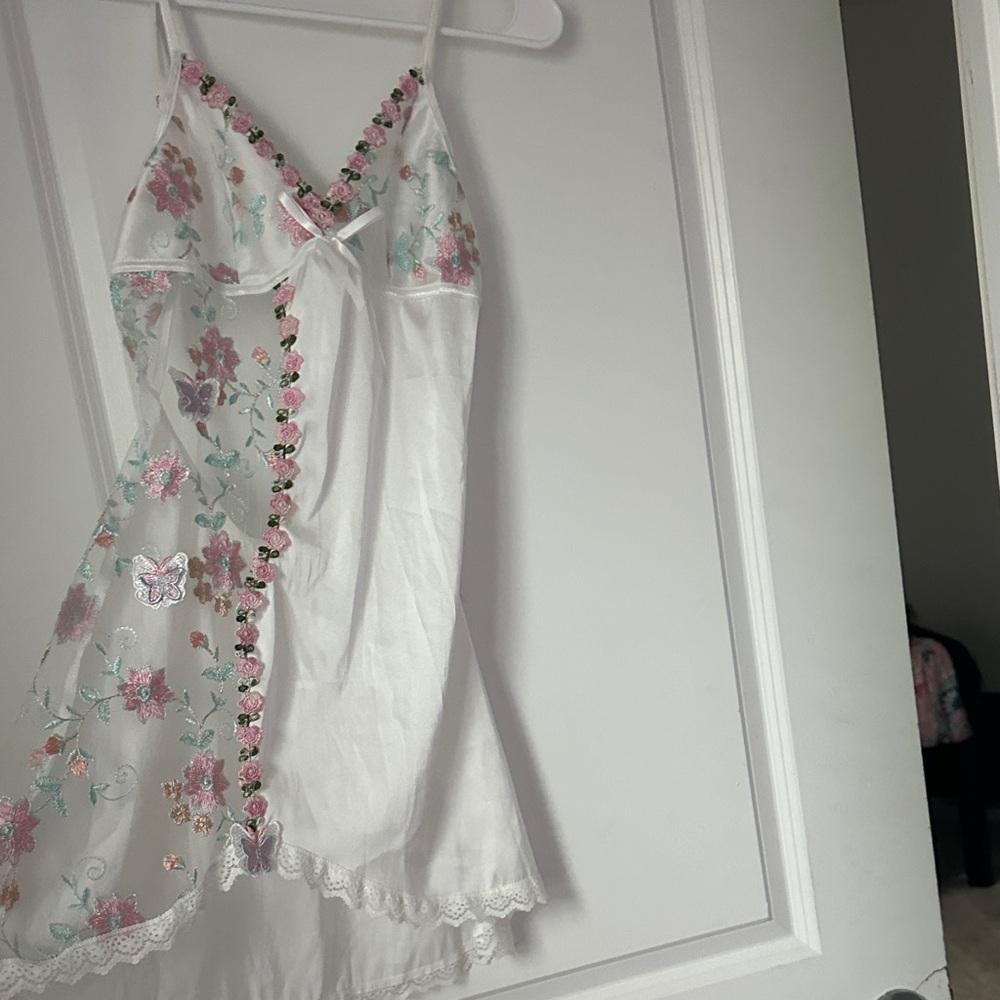 Floral Embroidered White and Pink Nightgown
